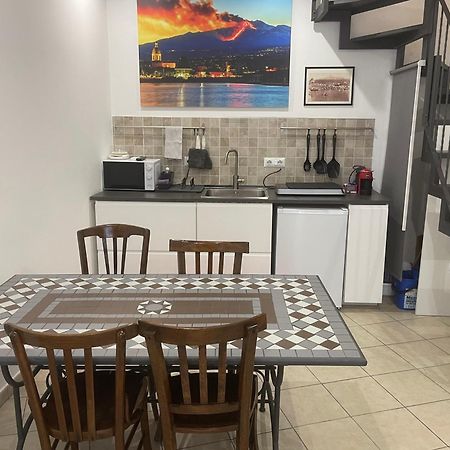 カターニア Garibaldi 94- Intera Casa A 2 Passi Dal Duomoヴィラ エクステリア 写真