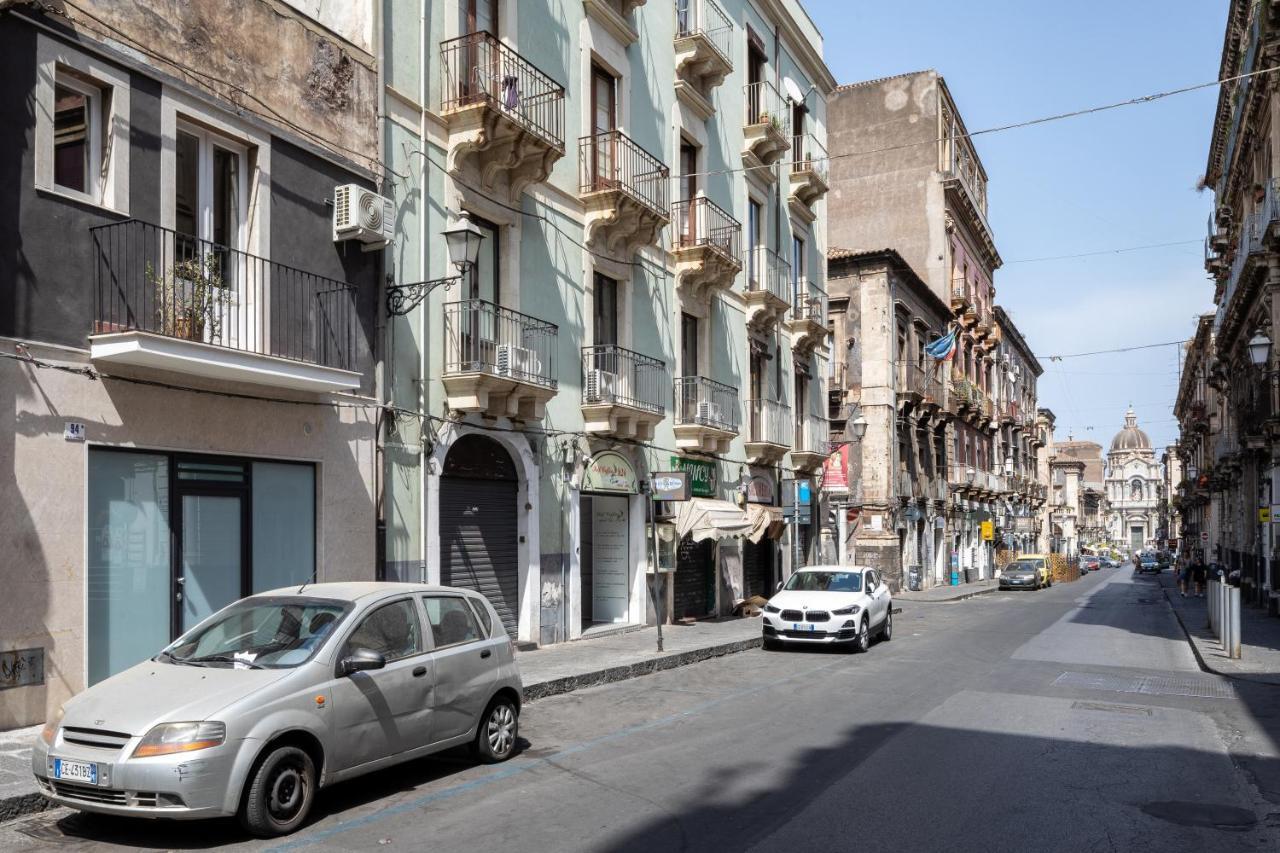 カターニア Garibaldi 94- Intera Casa A 2 Passi Dal Duomoヴィラ エクステリア 写真